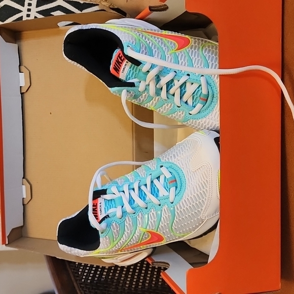 Nike Shoes - Nike Air Max Torch 4 Size 8